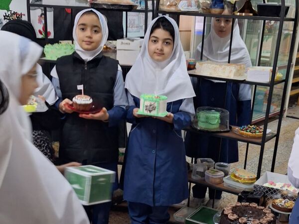جشن «بهترین کیک تولد امام زمان(عج)» در دبستان امام موسی کاظم(ع)