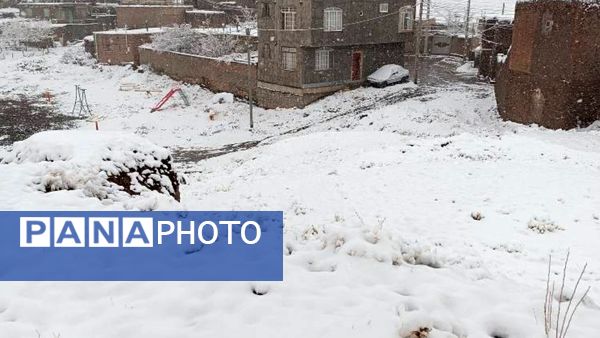 بارش برف در روستای اصقول سربیشه