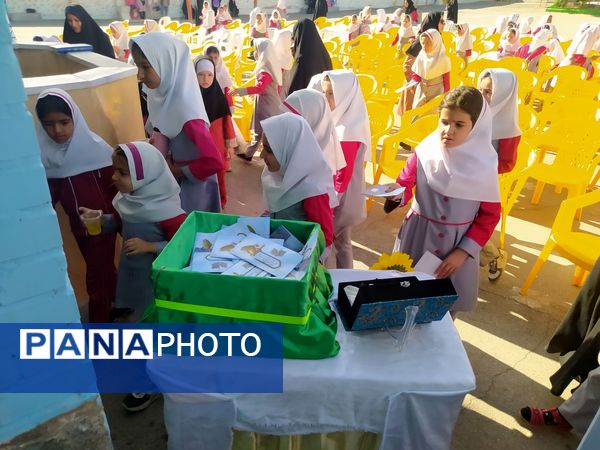 دبستان دخترانه گوهرشاد بیرجند میزبان پویش کاشی حرم 