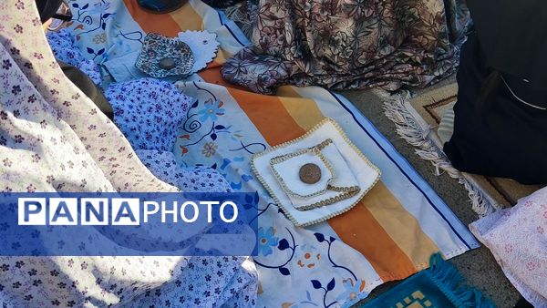 نماز جماعت باران در آموزشگاه شهید فتحی‌پور ناحیه یک شهرستان بهارستان