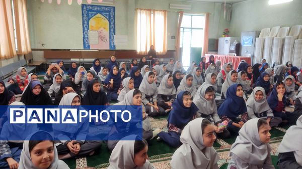 جلسه گفتمان دینی در دبستان شهید رجبی ۲ ناحیه شش مشهد 
