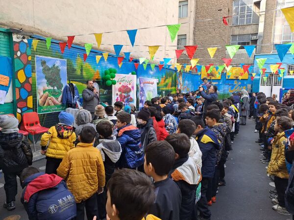 جشن نیکوکاری و عید همدلی در مدارس منطقه ۱۰