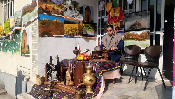 جشن هفته مازندران در دبیرستان نجم قائمشهر