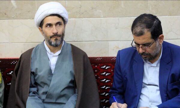 دیدار مدیرکل و کارکنان بنیاد شهید و امور ایثارگران خراسان جنوبی با نماینده ولی فقیه