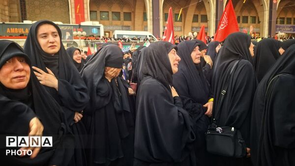 سوگ ملی در وداع با رهبر انقلاب 