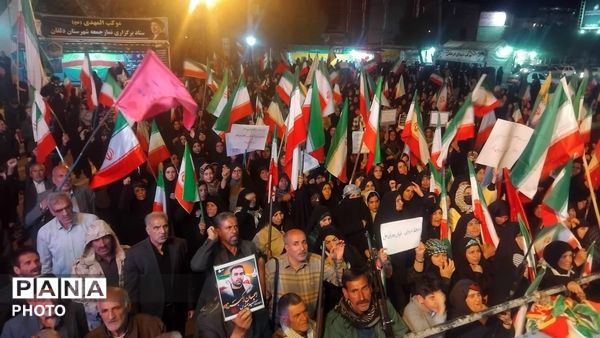 نورآباد میزبان شصت ونهمین موج تجمعات بیعت با رهبری شد