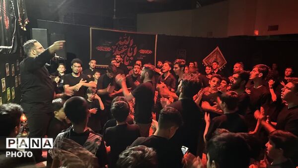 مراسم شب سوم محرم در مسجد جامع حجت بن الحسن العسکری (عج)فردیس