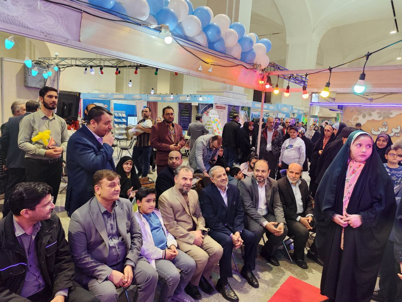 وزیر آموزش و پرورش از غرفه آموزش و پرورش در نمایشگاه بین‌المللی قرآن بازدید کرد
