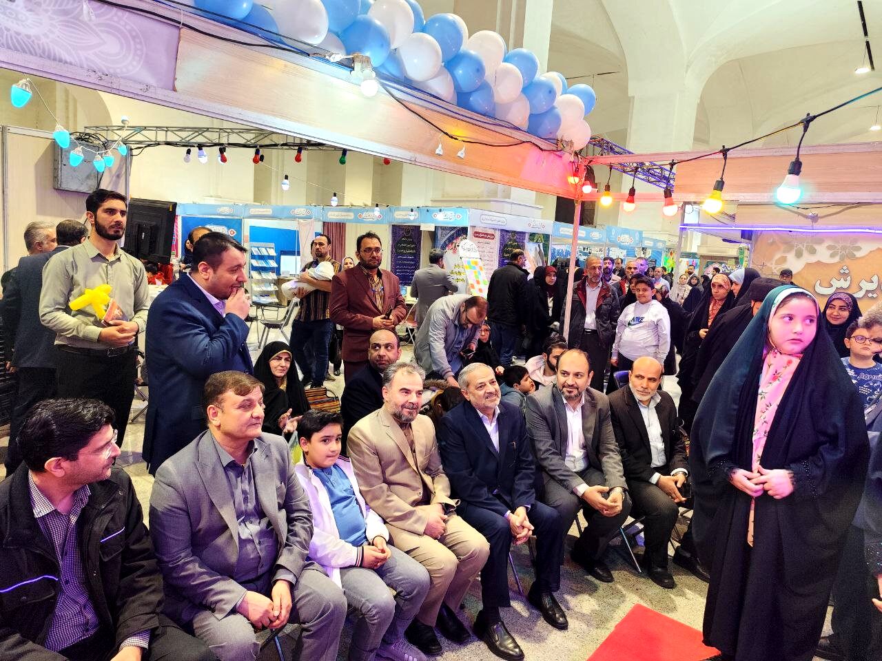 وزیر آموزش و پرورش از غرفه آموزش و پرورش در نمایشگاه بین‌المللی قرآن بازدید کرد
