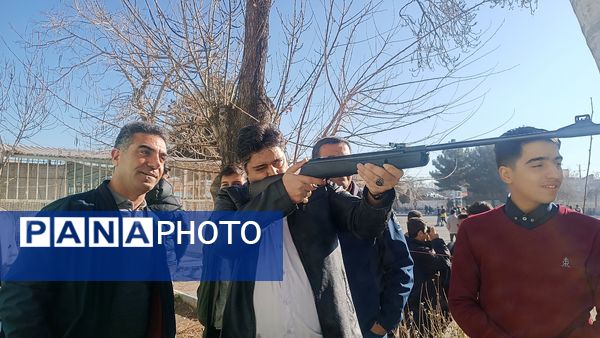 برگزاری مسابقات تیراندازی ویژه دبیران به مناسبت دهه فجر در نیشابور