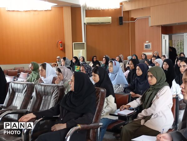 صدای برتر،سکوی پرتاب دختران مشهدی به دنیای مجری‌گری و فن بیان