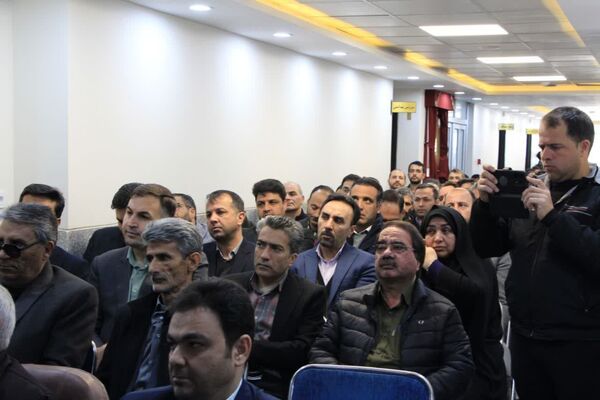 افتتاح زمین چمن مصنوعی شهدای روستای شهوار