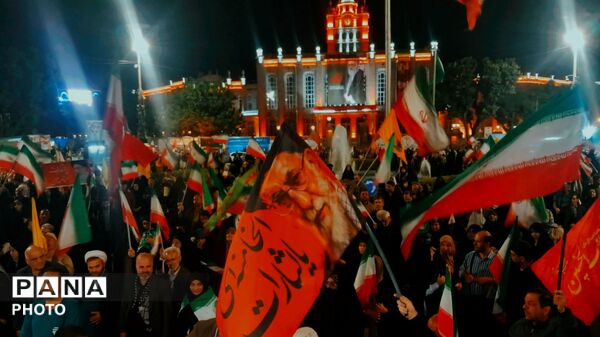 حال و هوای نوجوانی در خیابان‌های تبریز