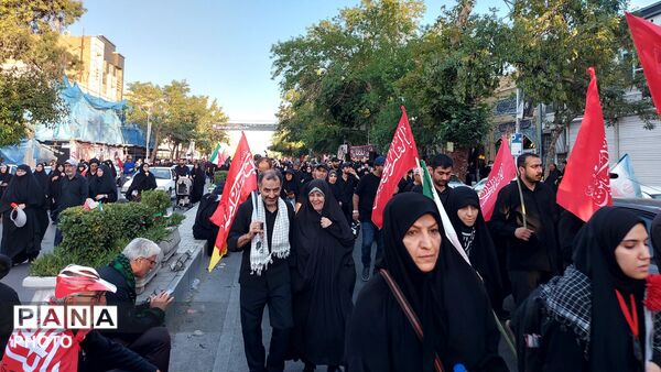  مراسم وداع با پیکر مطهر رهبر شهید