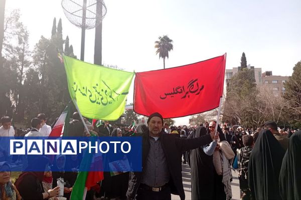 ما تا آخر پای کار نظام هستیم 