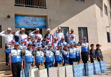 همیار پلیس بودن به دانش آموزان کمک می‌کند تا قوانین و مقررات را به خوبی رعایت کنند