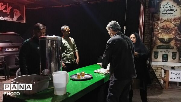 چایخانه فلکه ایران در هشتاد و پنجمین شب از اجتماعات مردمی نیشابور 