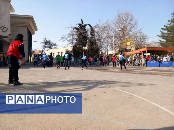 مسابقات بین مدرسه ای جام اقتدار ایران دردبیرستان دوره اول آرمینه مصلی نژاد ناحیه ۶