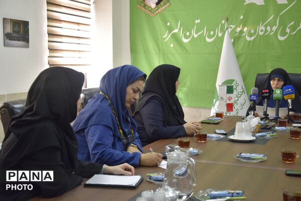 نشست خبری هفته ملی کودک در کانون پرورش فکری البرز