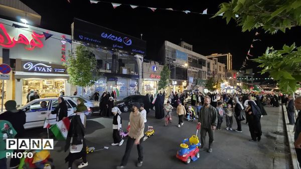 حرکت خودرویی سربازان 1400 پای کار انقلاب