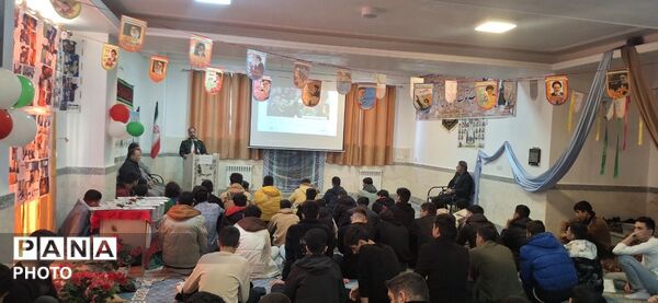 دانش‌آموزان مرندی، راویان نسل امروز انقلاب اسلامی
