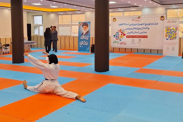 ایجاد انگیزه در دانش‌آموزان ورزشکار با سالن ورزشی مناسب