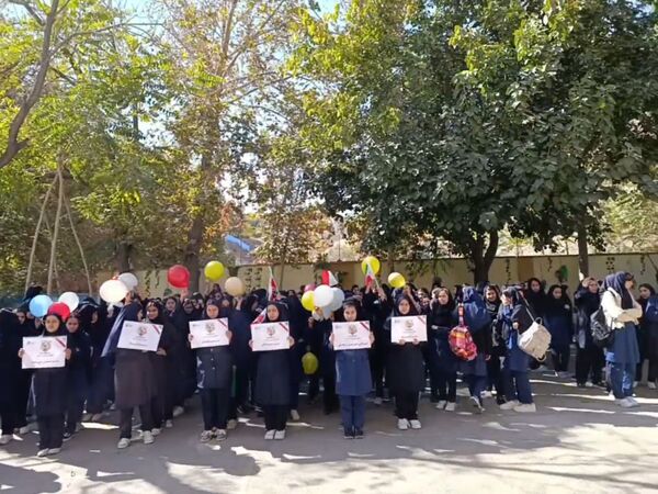 المپیاد ورزشی درون مدرسه ای در دبیرستان اژدر افشار 