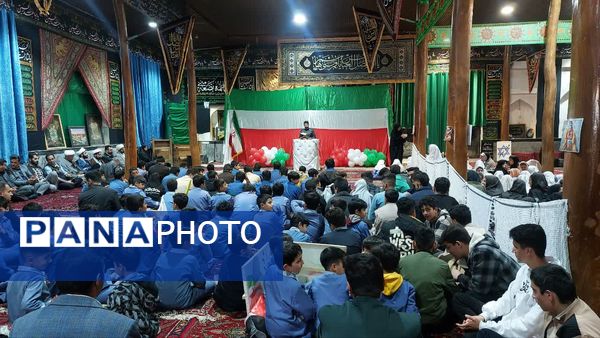 راهپیمایی یوم الله ۱۳ آبان در بلده مازندران