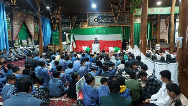 راهپیمایی یوم الله ۱۳ آبان در بلده مازندران