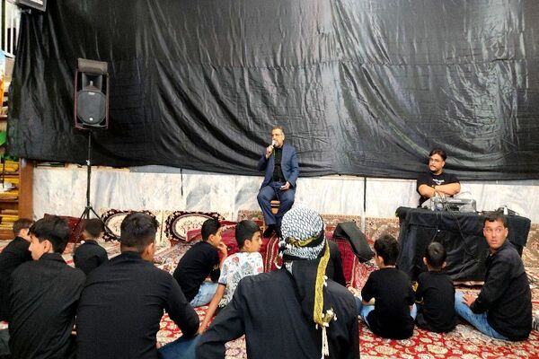 مراسم عزاداری امام حسین(ع) در شهر بار 