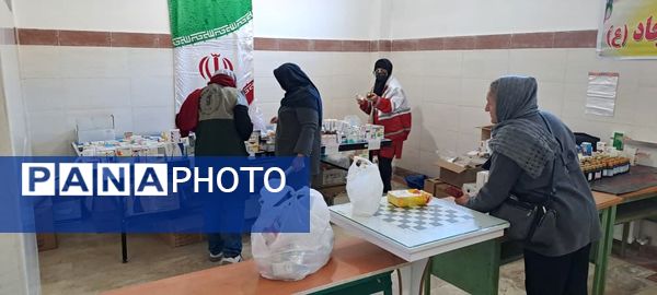 خدمات درمانی رایگان مردم کوهسار توسط گروه جهادی شهدای مدافع سلامت استان البرز 