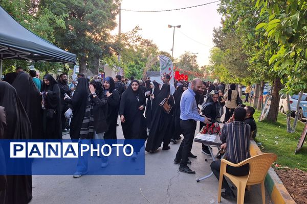 برگزاری یادواره شهدا در گلزار شهدای شیراز