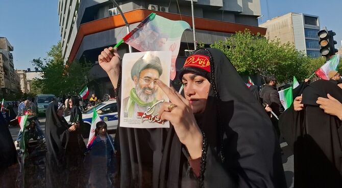 دل‌گویه‌های جان‌فدایان در میدان برای دختر جان‌فدای ایران