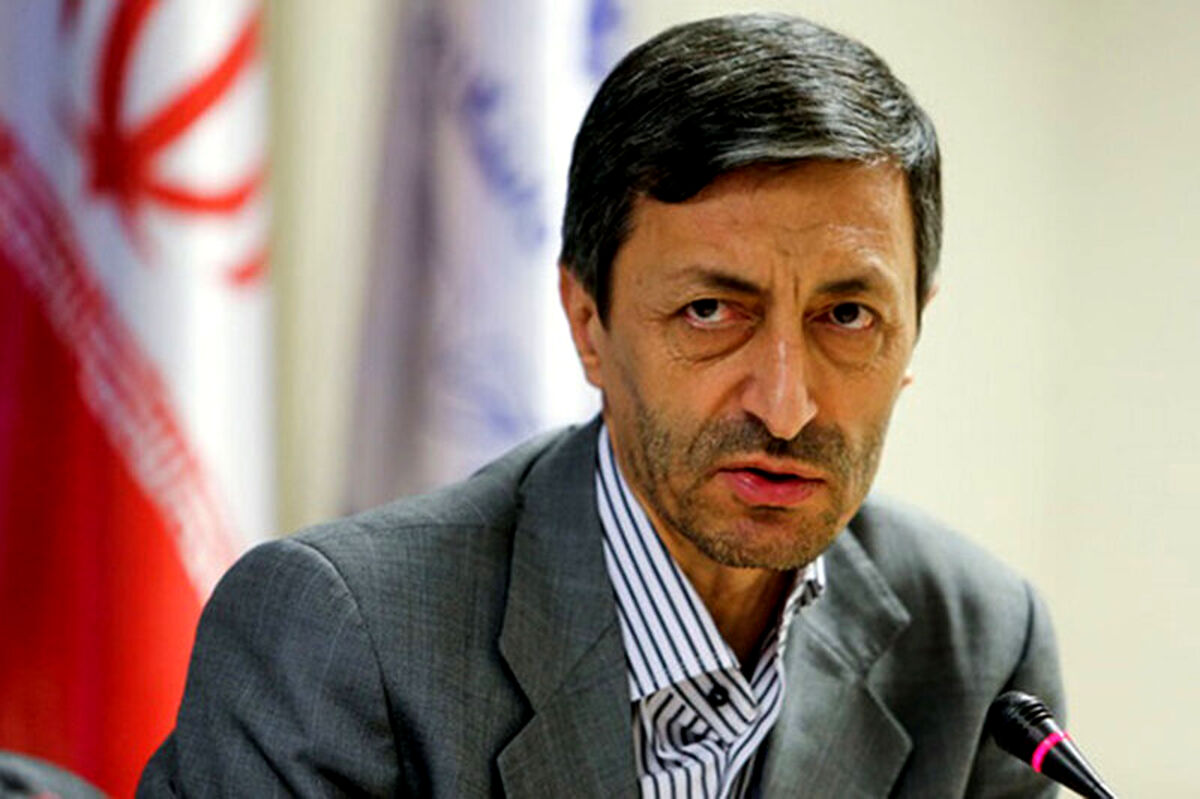 رهبر شهید امام محرومان و مستضعفان بود