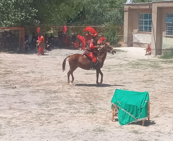 تعزیه خوانی واقعه عاشورا در روستای چکنه علیا خراسان رضوی 