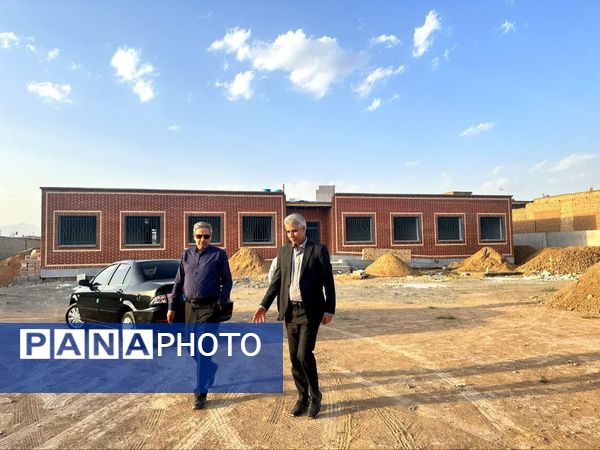 بازدید فرماندار شهرستان کاشمر از پروژه‌های عمرانی آموزش و پرورش شهرستان کاشمر 
