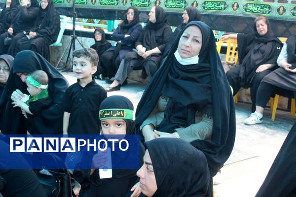 همایش شیرخوارگان حسینی در محمود‌آباد