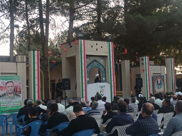 اولین سالگرد شهید محرم هادی میرآبادی بر سر مزارش برگزار شد  