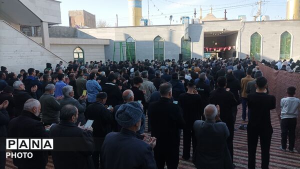 اقامه نماز عید فطر در مسجد امام سجاد  نیشابور 