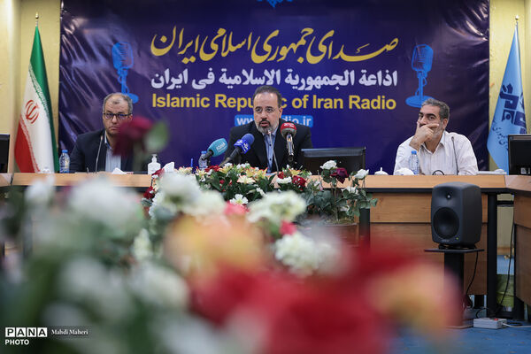 نشست خبری مدیر جدید شبکه رادیویی قرآن
