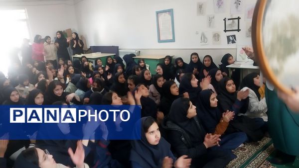 جشن ولادت امام زمان (عج)در مدرسه عزت طلایی