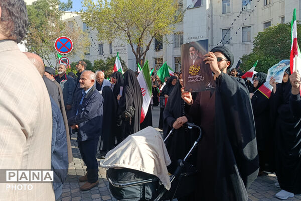 مراسم بیعت با سومین رهبر انقلاب در شیراز 