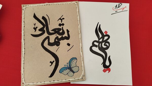 هم‌زمان با هفته فرهنگ و هنر؛ آثار هنری دانش‌آموزان دبیرستان بنت‌الهدی صدر در نورآباد به نمایش درآمد