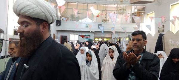 مراسم باشکوه اعتکاف در مسجد امام حسین(ع) کاشمر فدافن