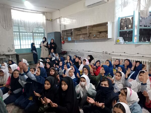 مراسم عزاداری ایام فاطمیه در مدرسه شهید خاقانی شیروان