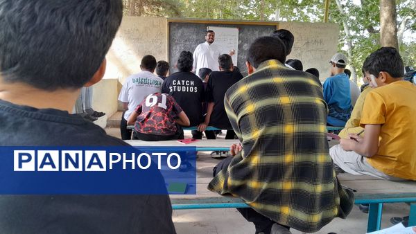 کلاس حل مسئله و اتاق فکر برای دانش آموزان متوسطه اول و دوم 