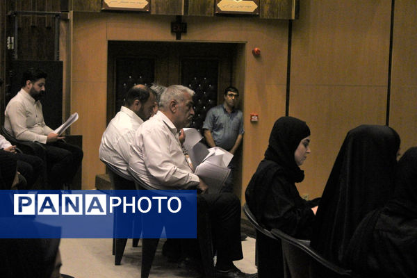 کارگاه نمایشنامه خوانی و نقد فیلم دفاع مقدس در قم