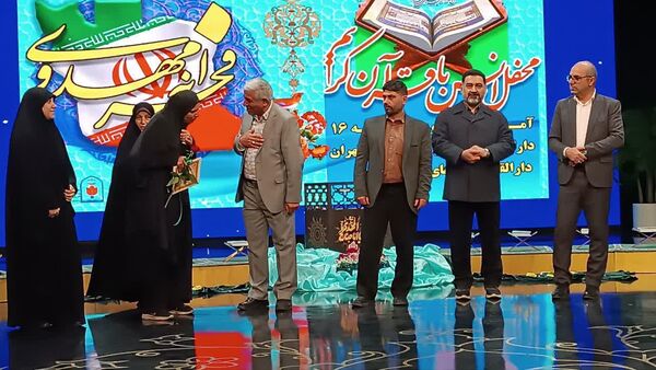 هم‌نوا شدن دل‌ها با آیات وحی در محفل انس با قرآن کریم