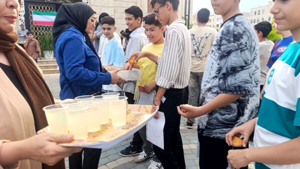 تجلیل‌ از دانش آموزان برتر دبیرستان پسرانه آوینی ۲ در سرای مهر و ادب 