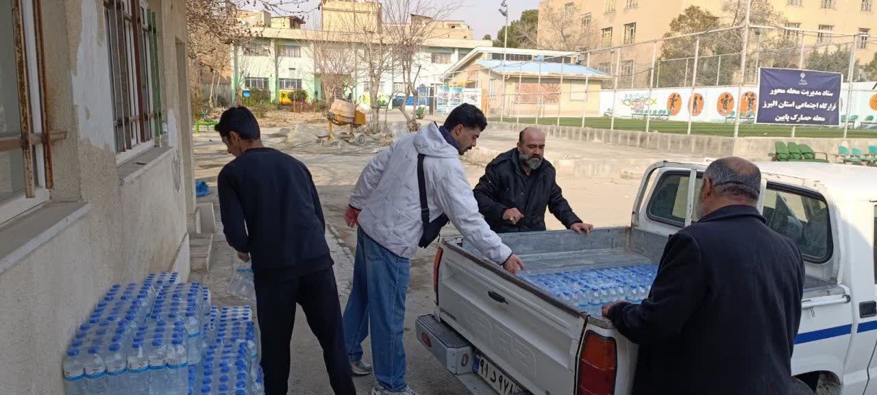گروه‌های جهادی باز با تلاش بی وقفه پای کار آمدند